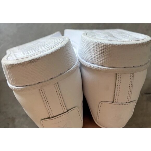 Converse All Star White Leather Men’s Size 12 Chuck Taylors - Picture 11 of 12